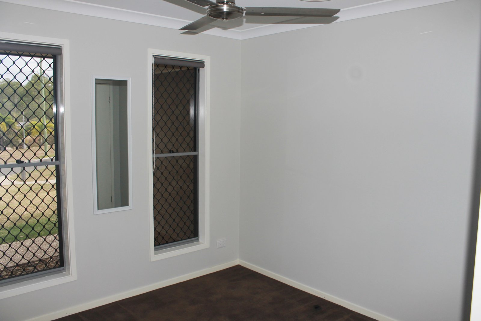19 Ronald Crescent BENARABY 8