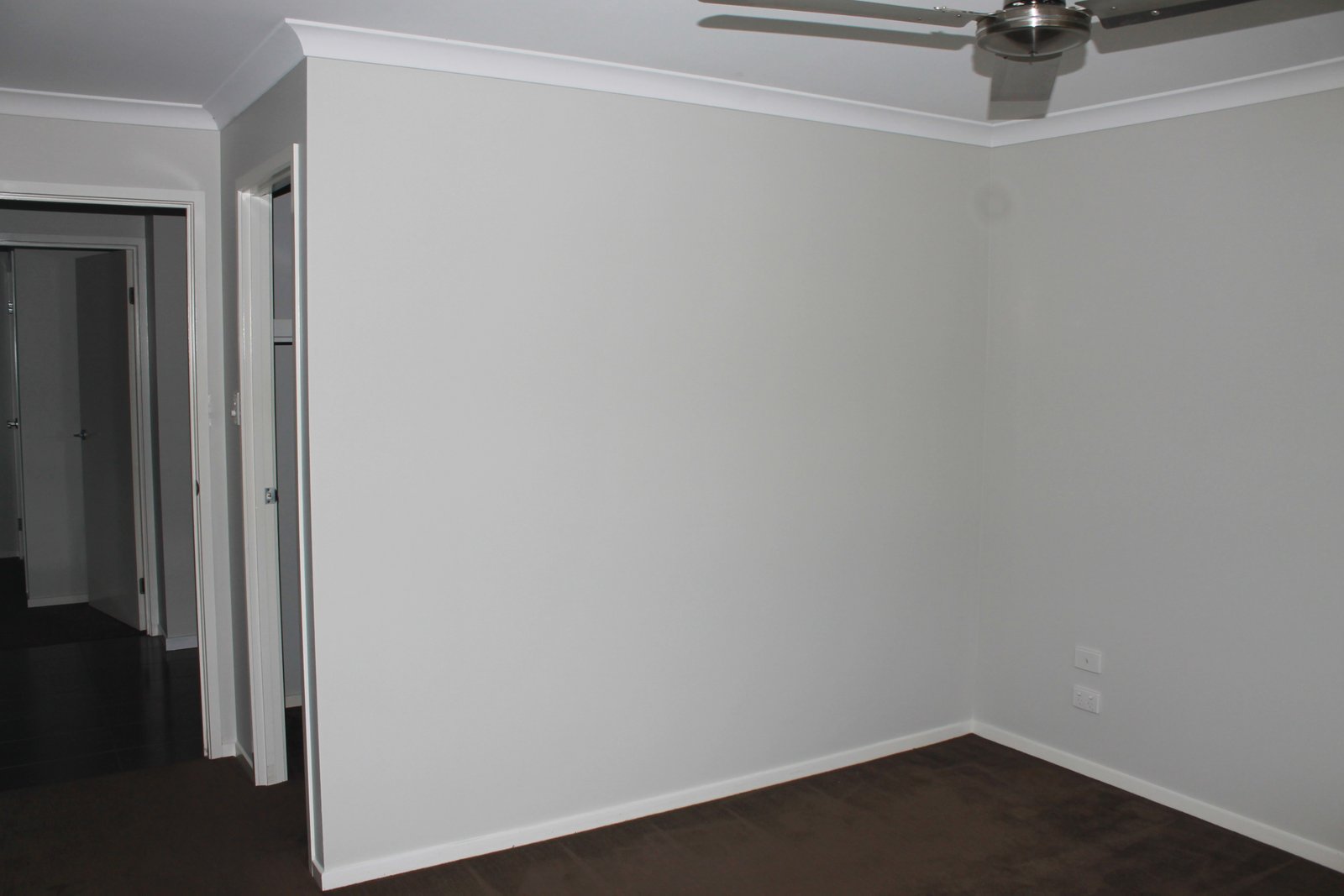 19 Ronald Crescent BENARABY 13