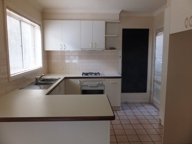 Gallery: 19 Roncliffe Road