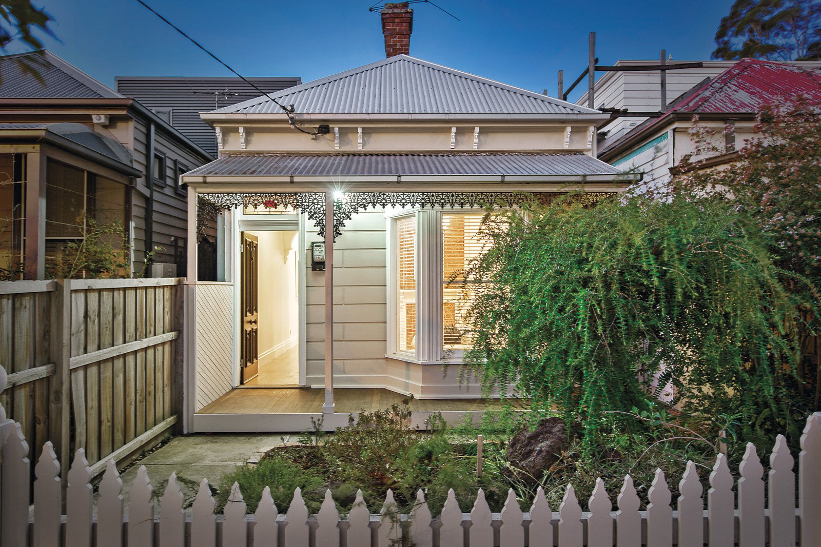 19 Roseberry Street, Hawthorn East, VIC