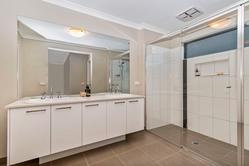 19 Ross Street WHITE HILLS 8