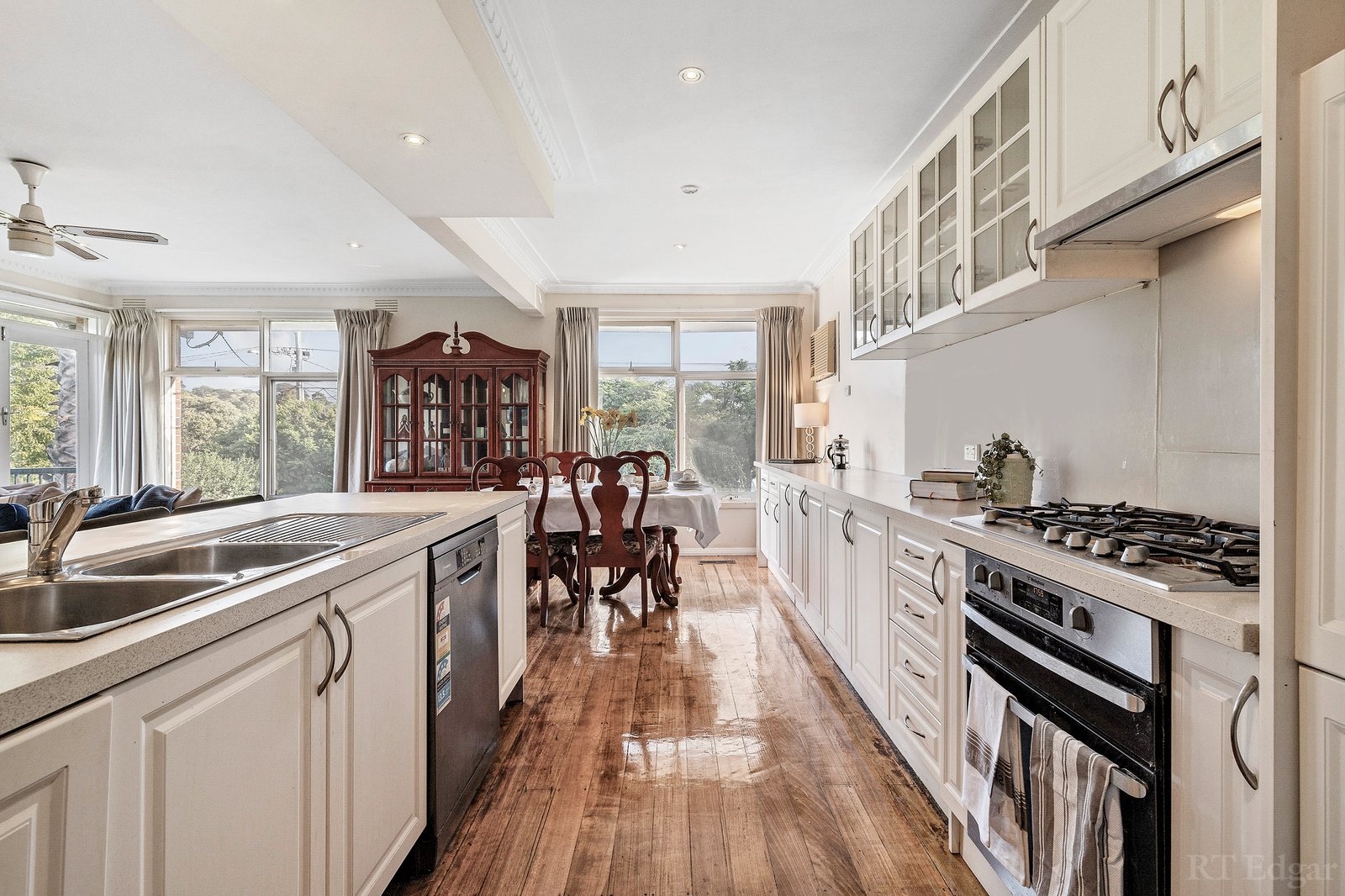 Real Estate and Property in 19 Roy Street, Donvale, VIC