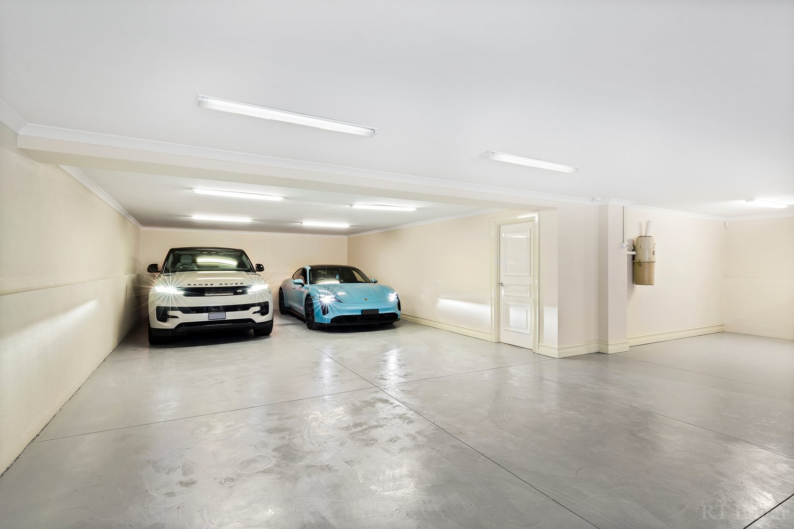 Real Estate and Property in 19 Rubens Grove, Canterbury, VIC