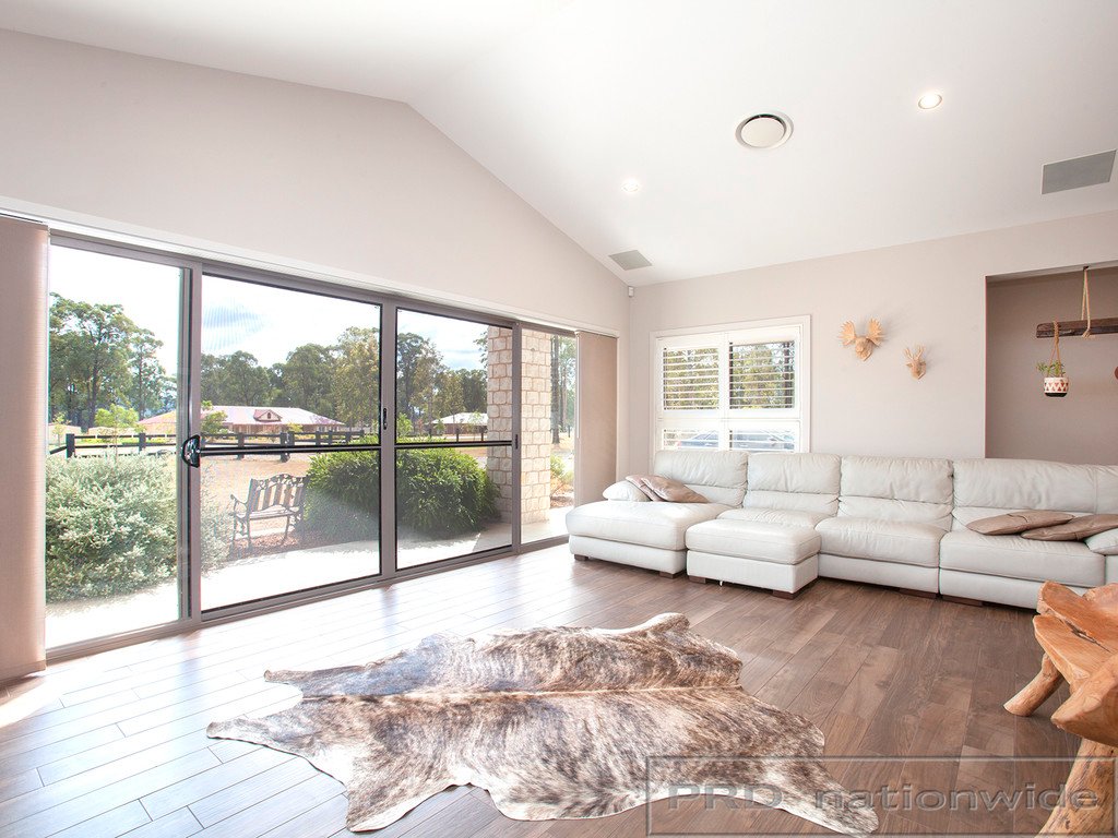 19 Sanctuary Way VACY 9