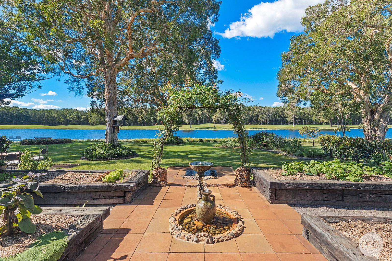 19 Sandpiper Avenue SALAMANDER BAY 15