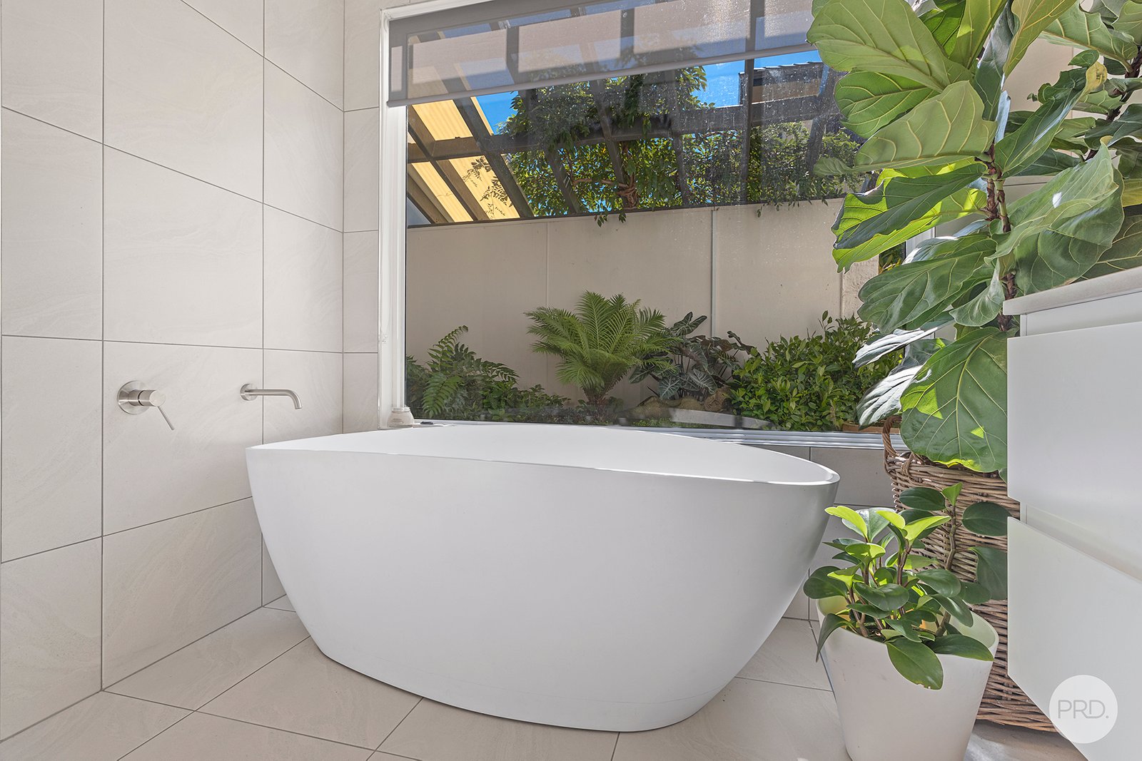 19 Sandpiper Avenue SALAMANDER BAY 18