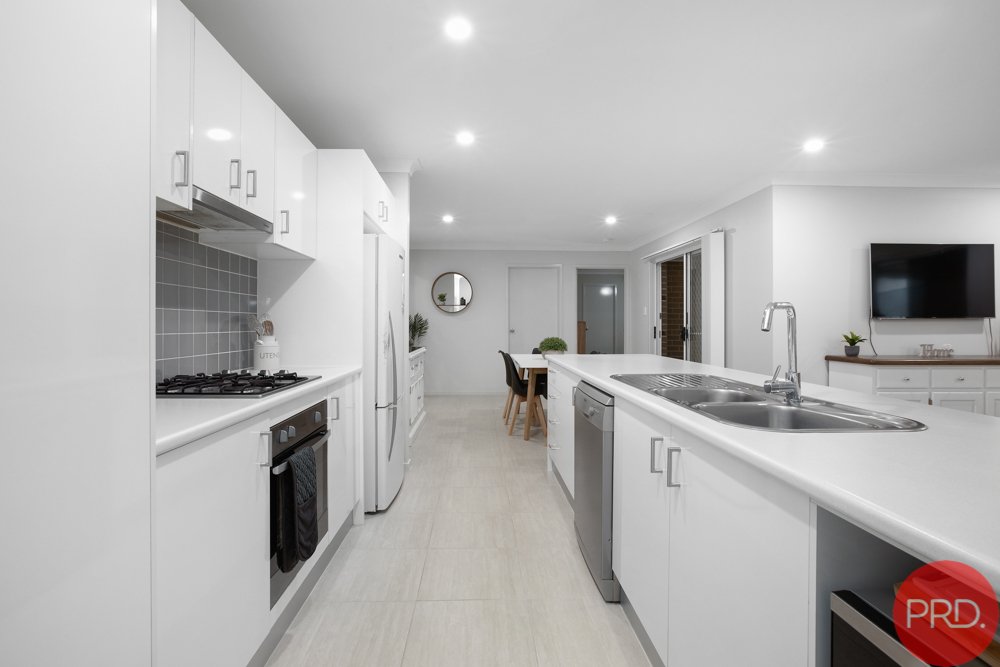 19 Sandpiper Circuit ABERGLASSLYN 9