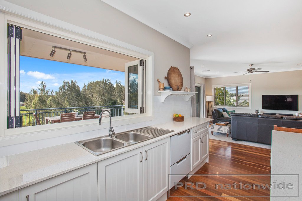 19 Sandstone Drive WINDELLA 13