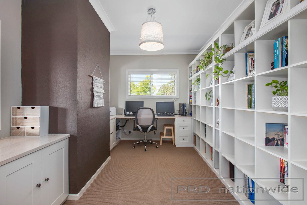 19 Sandstone Drive WINDELLA 17