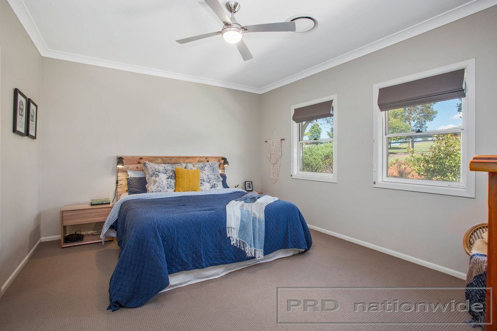 19 Sandstone Drive WINDELLA 18