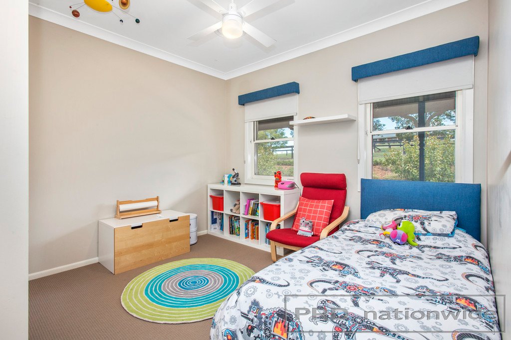 19 Sandstone Drive WINDELLA 22