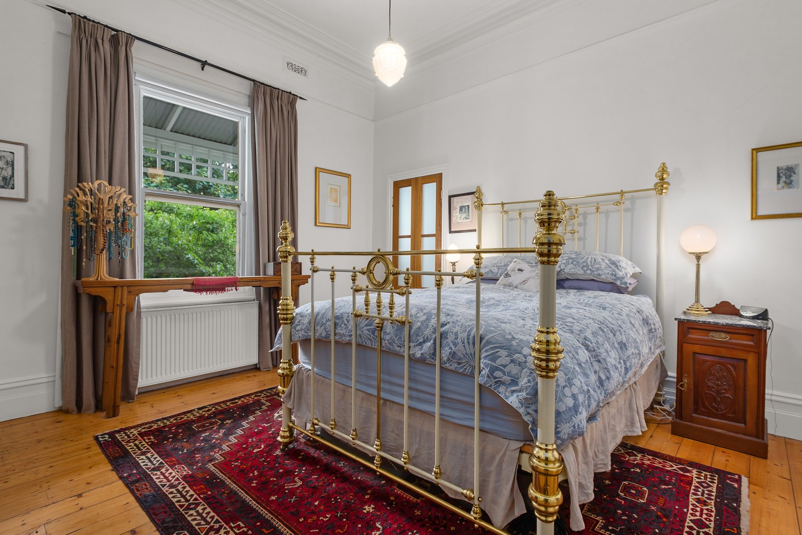 Real Estate and Property in 19 Savages Lane, Woodend, VIC