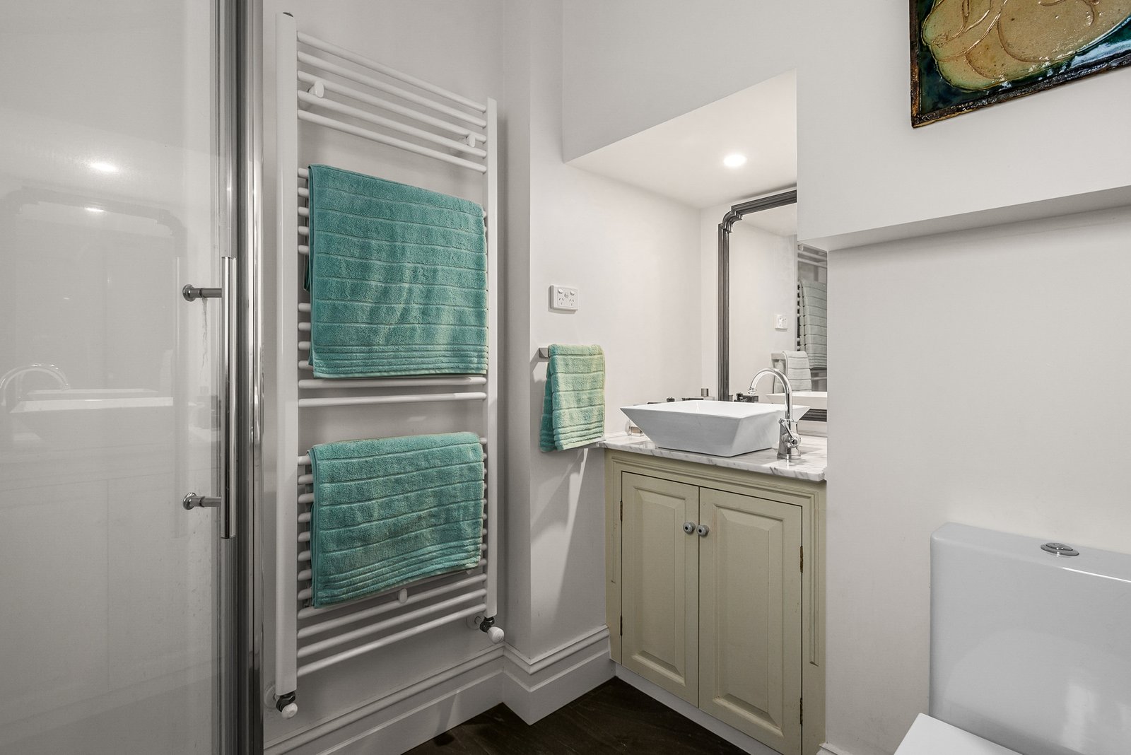 Real Estate and Property in 19 Savages Lane, Woodend, VIC