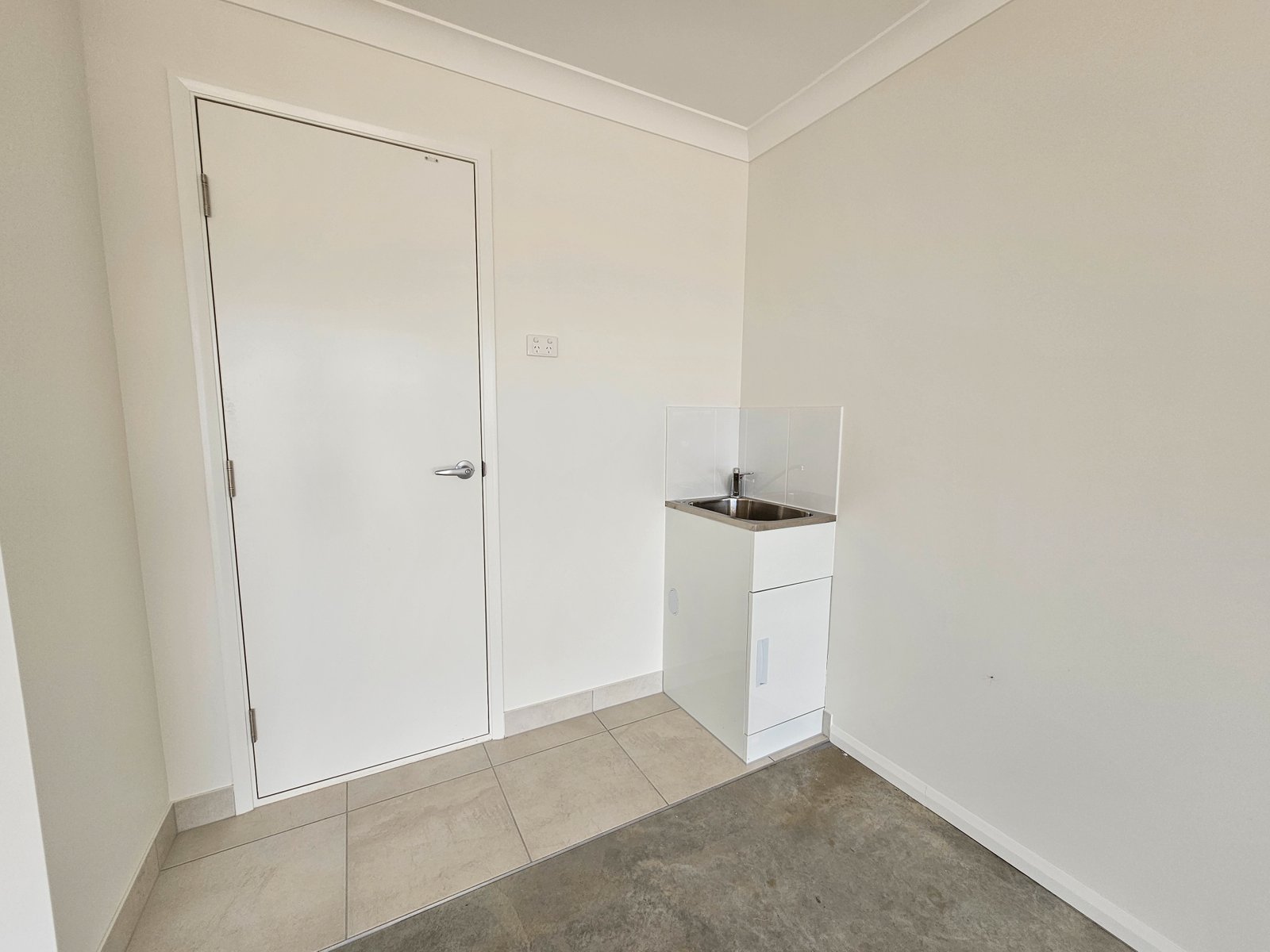 19 Scampi Drive CLINTON 11