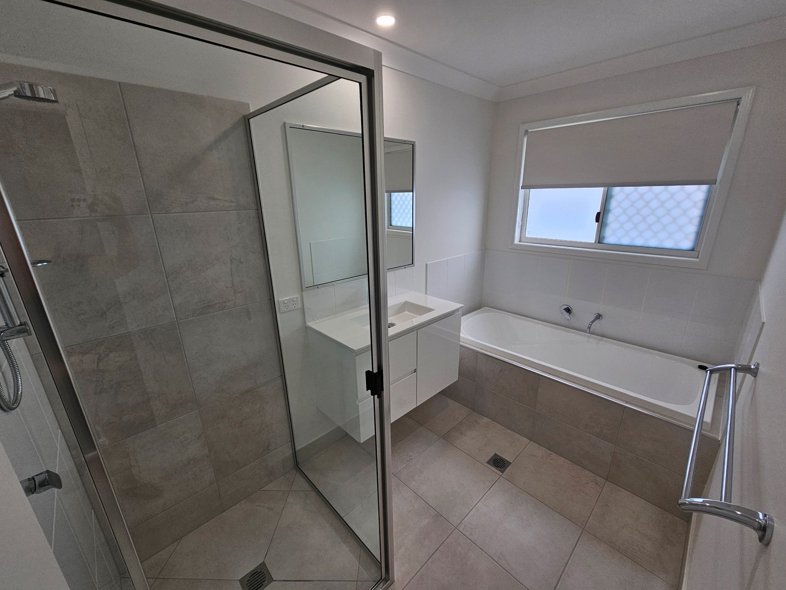 19 Scampi Drive CLINTON 13