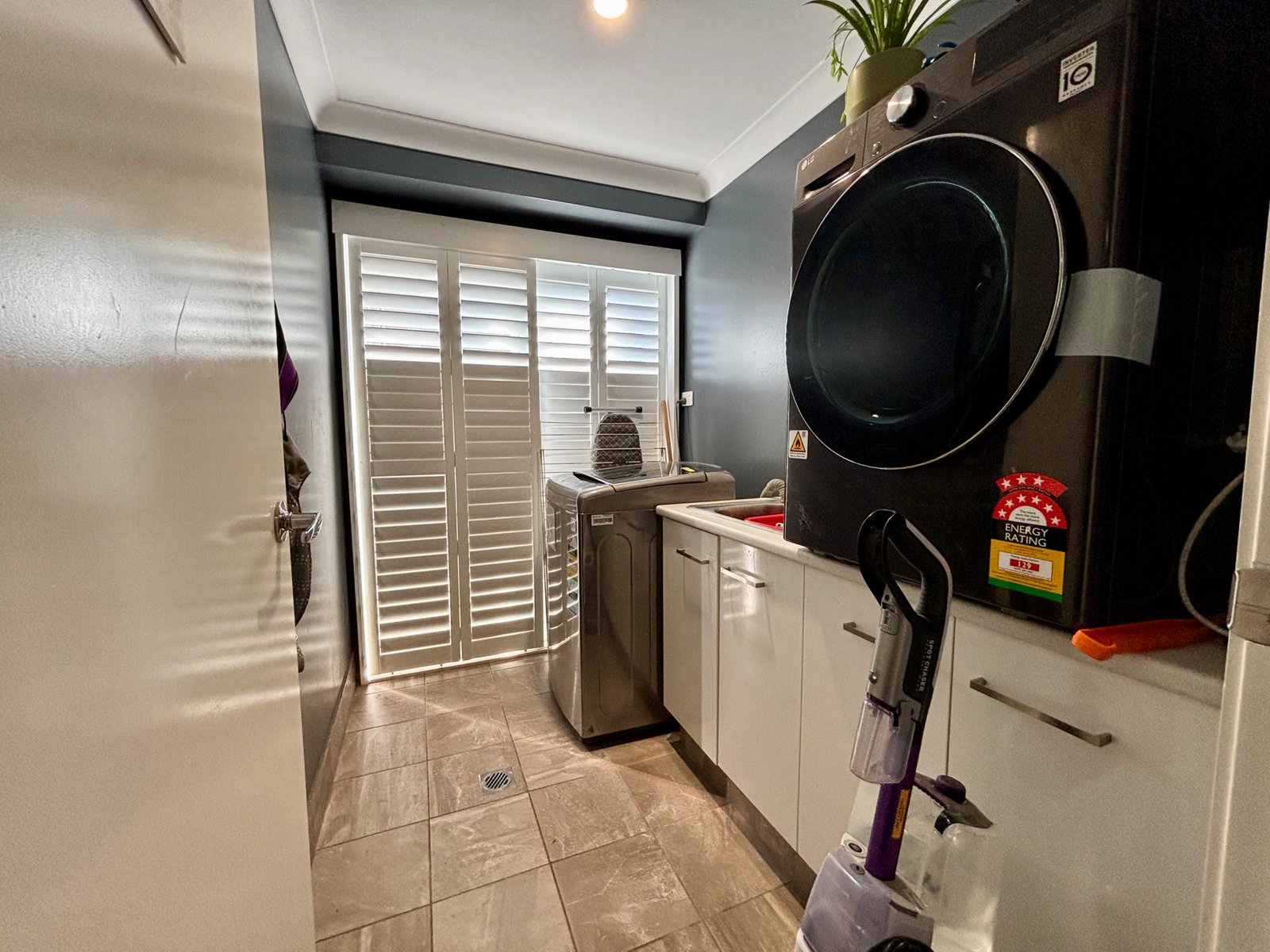 19 Scarborough Close TAMWORTH 8