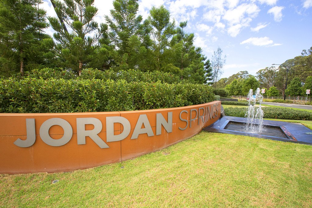 19 Scarlet Street JORDAN SPRINGS 13