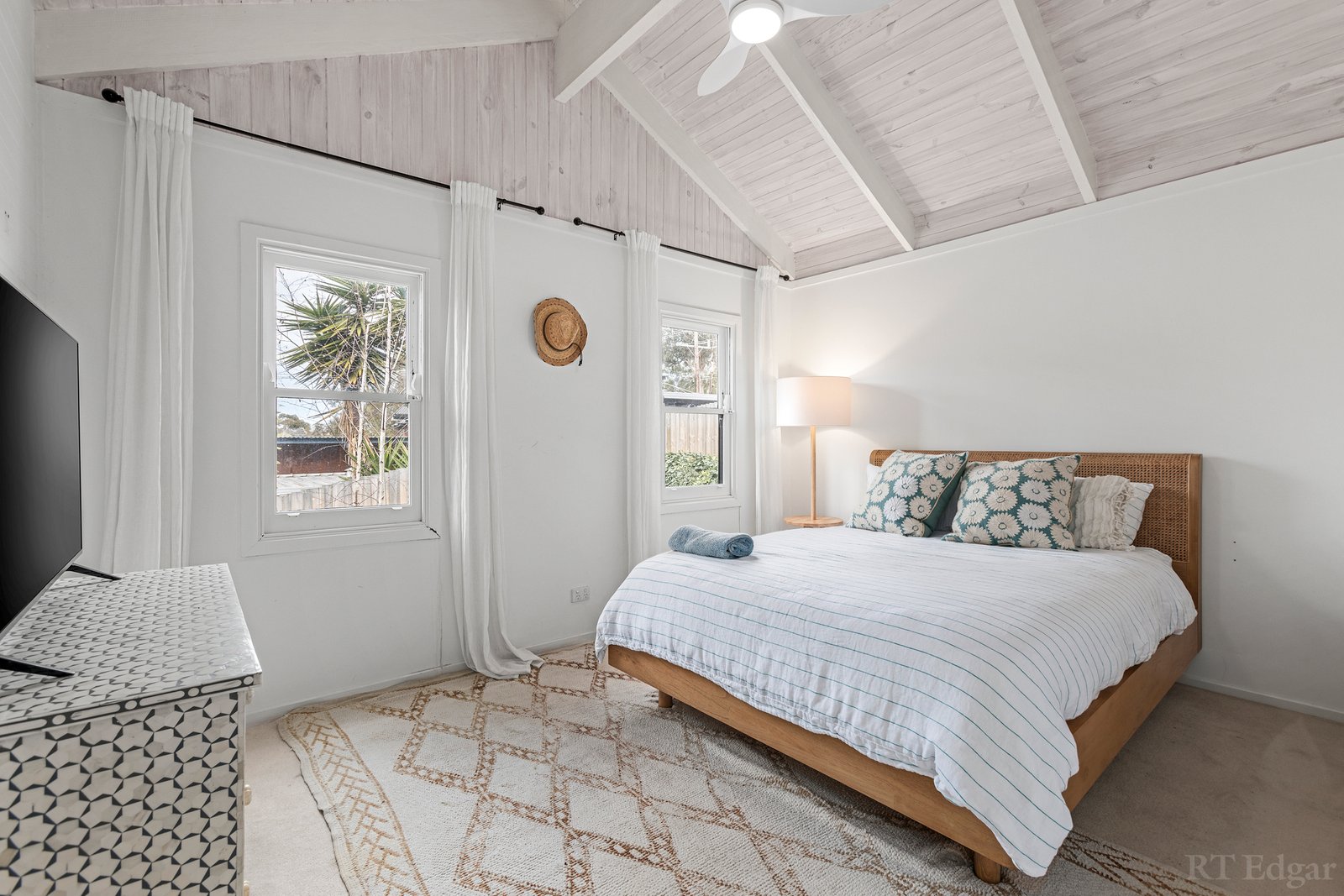 Real Estate and Property in 19 Seagull Grove, Ocean Grove, VIC