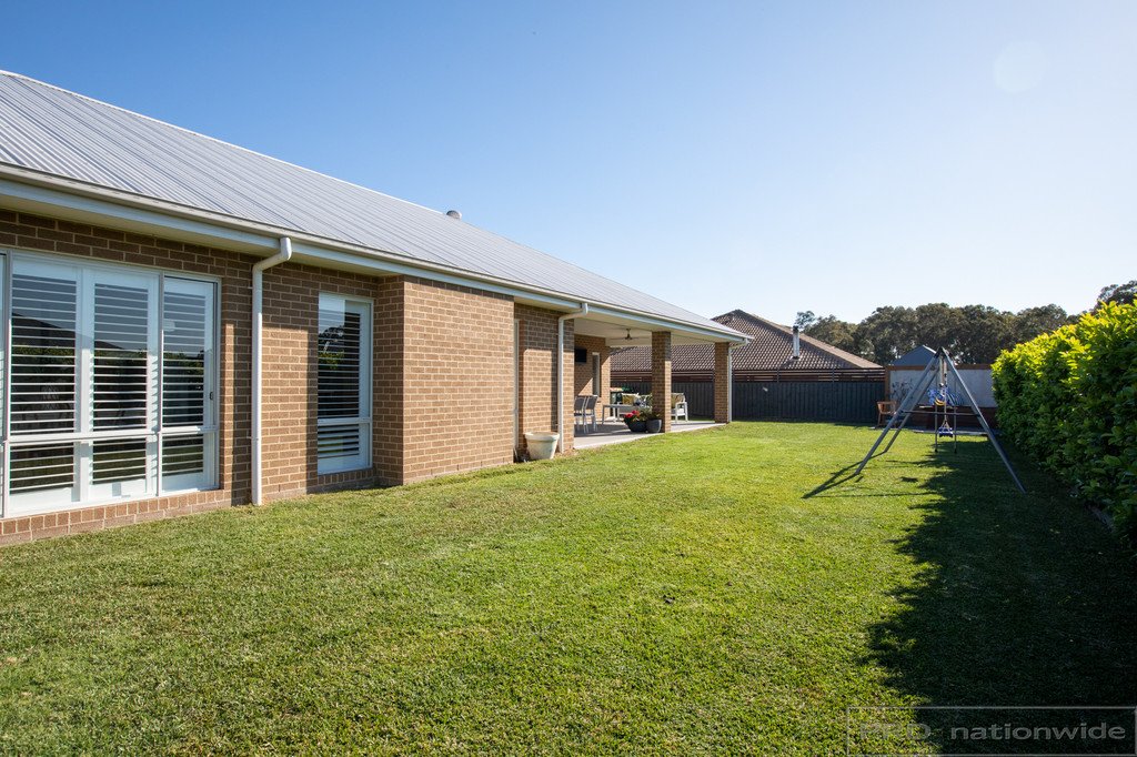 19 Settlers Boulevard CHISHOLM 16