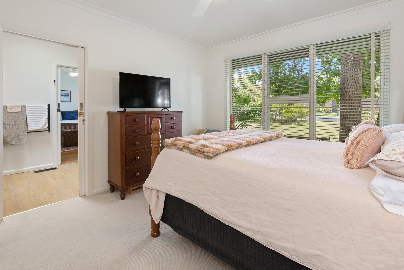 19 Shelbourne Court, Mornington, 3931