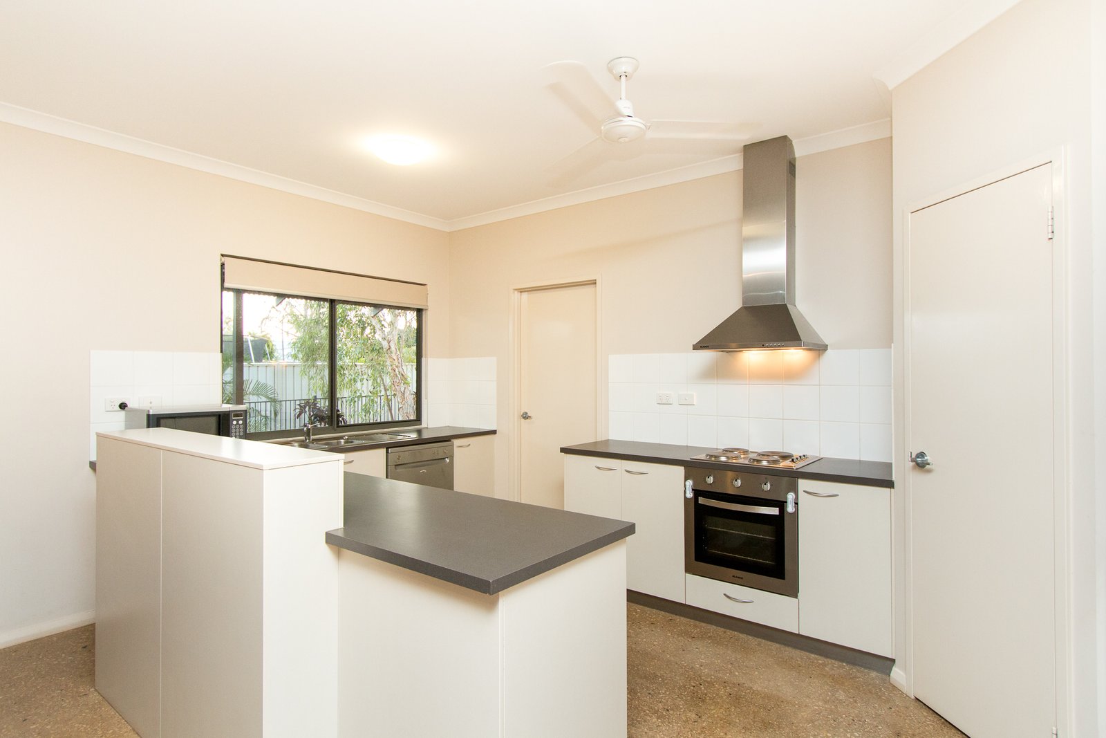 19 Shiosaki Brace  BILINGURR 1