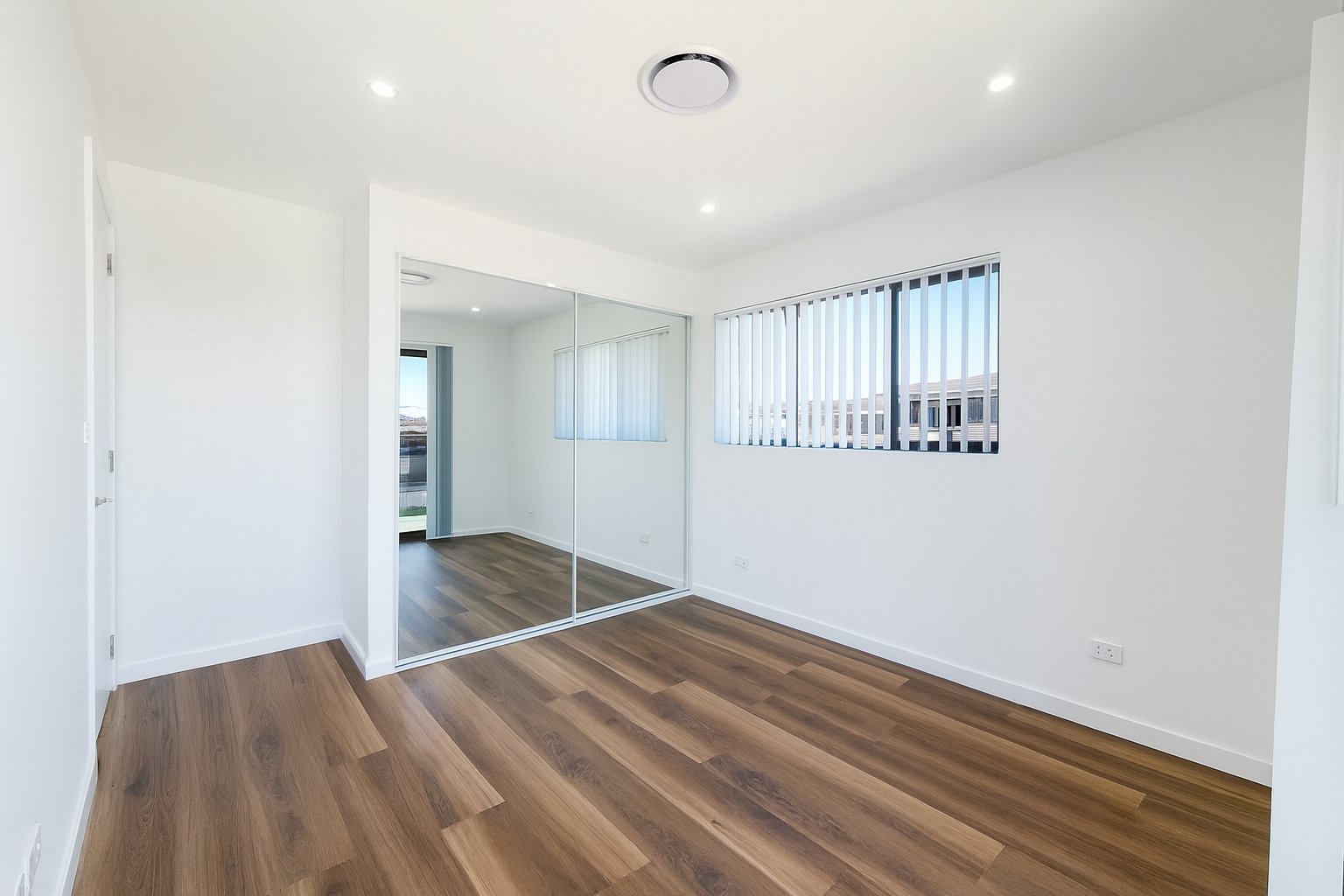 1/9 Simpson Avenue CASULA 7