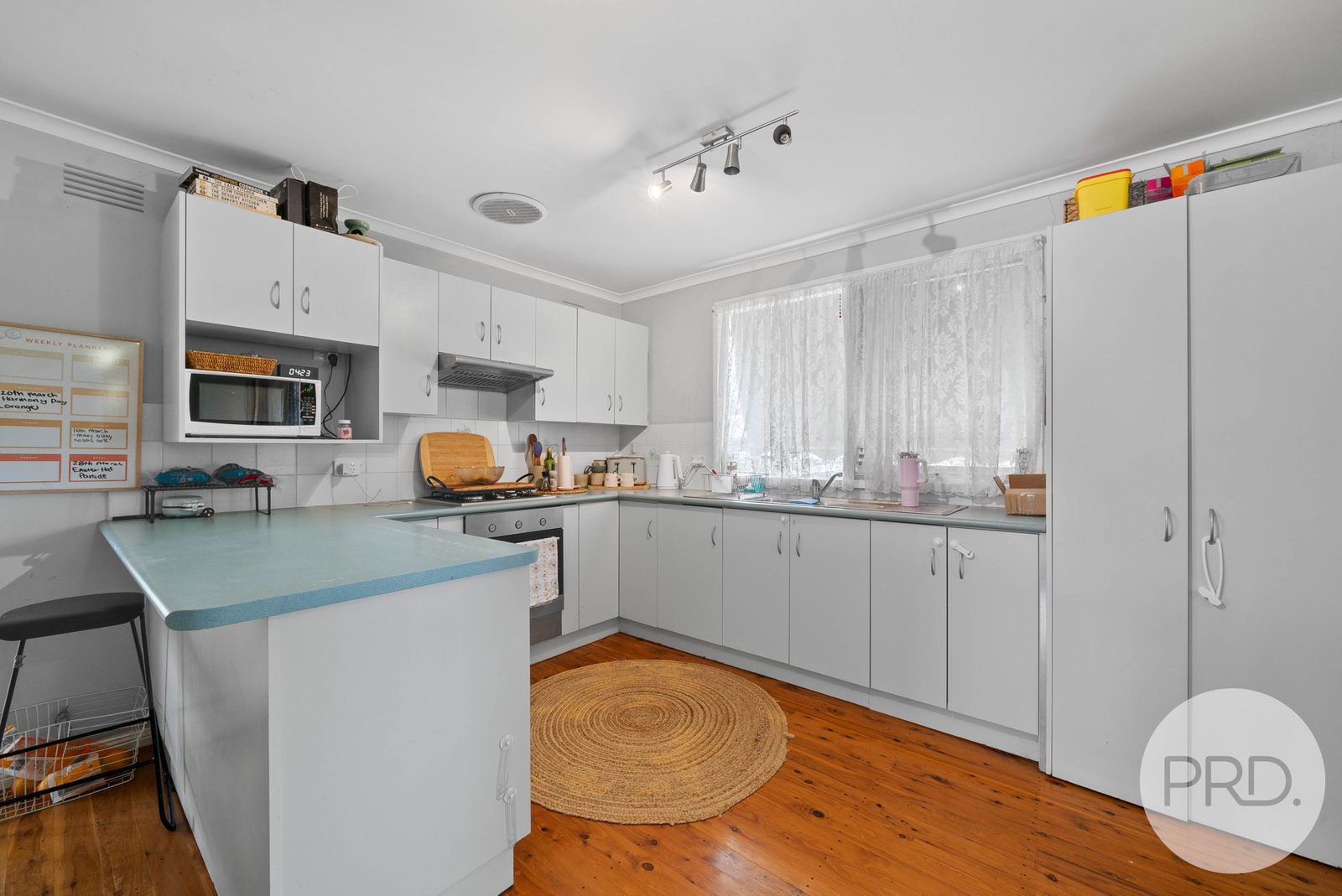 19 Simpson Avenue FOREST HILL 4