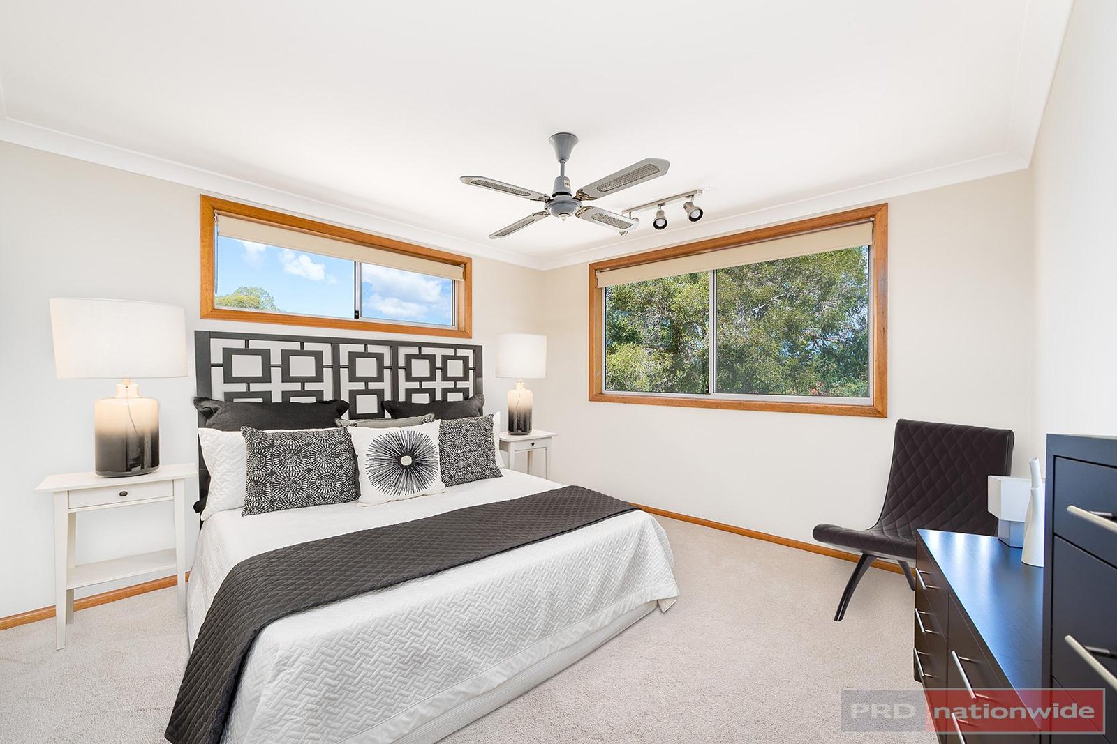 19 Singleton Avenue EAST HILLS 5