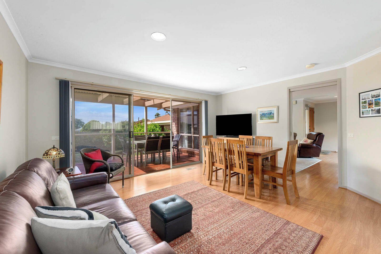 Gallery: 19 Skinner Court