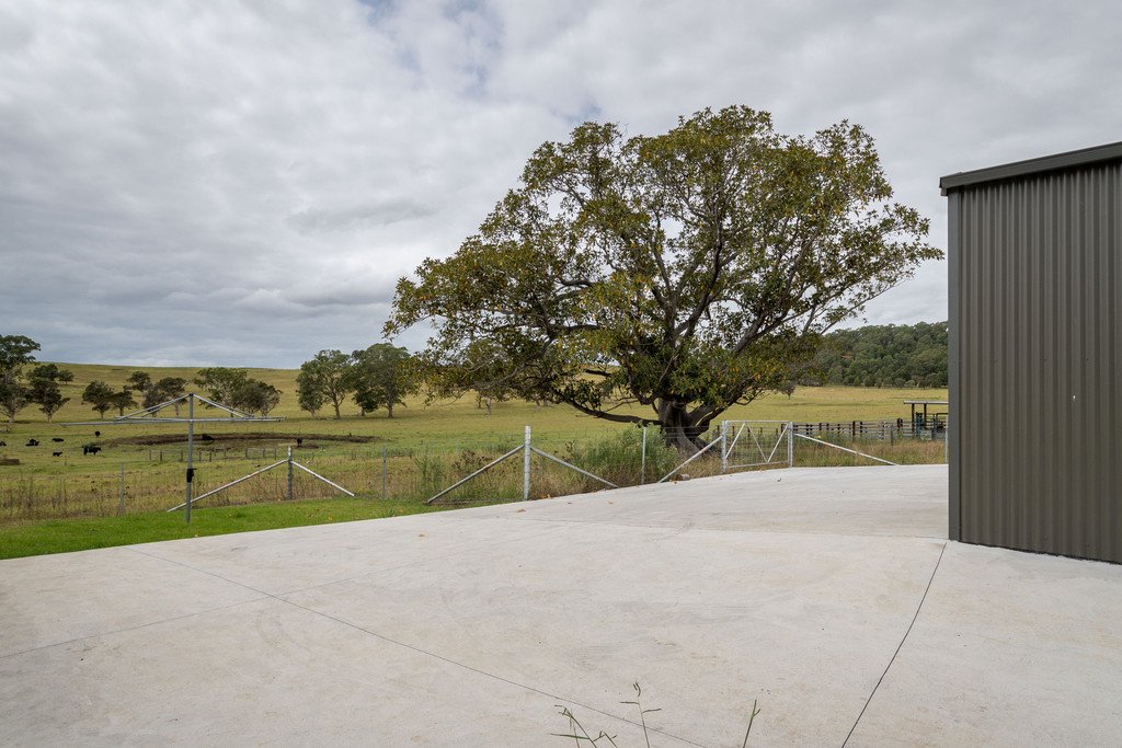 19 South Avondale Road DAPTO 17