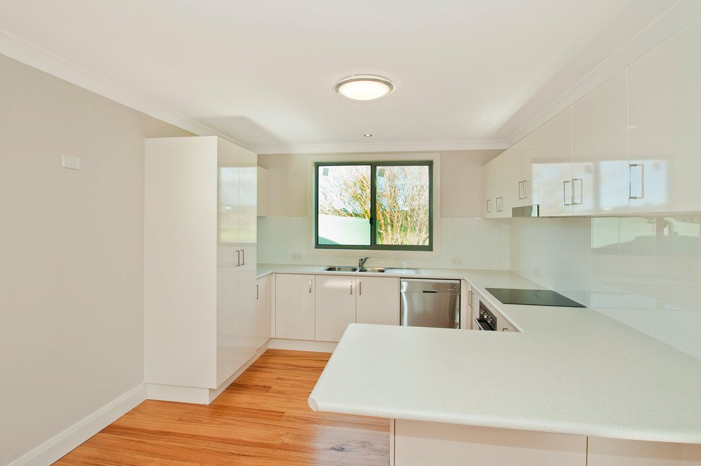 19 South Avondale Road DAPTO 3