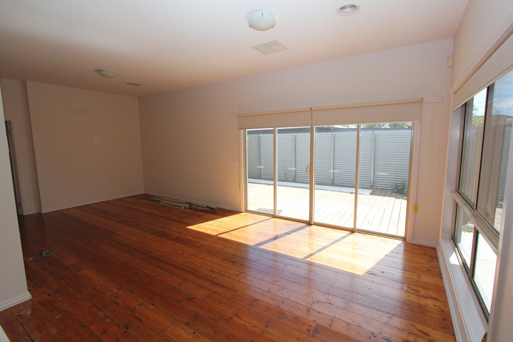 1/9 Spencer Street SEBASTOPOL 3