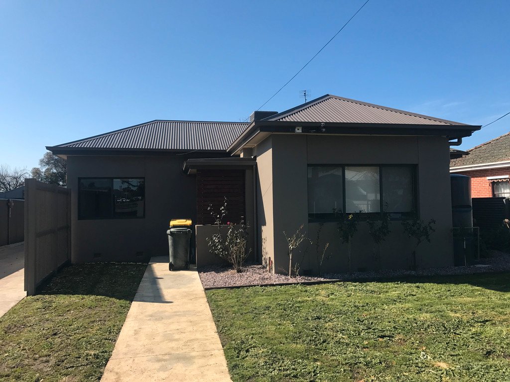 1/9 Spencer Street SEBASTOPOL 11