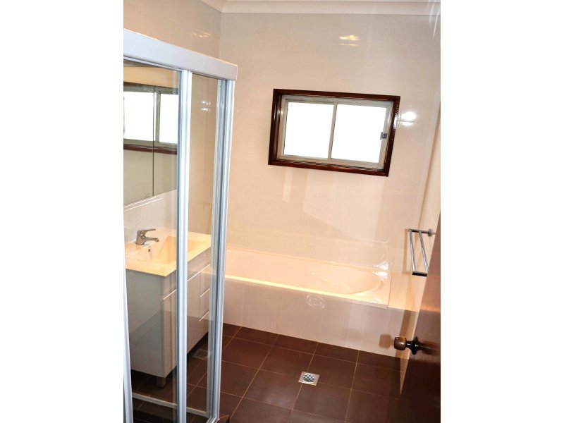 19 St Albans Road KINGSGROVE 3