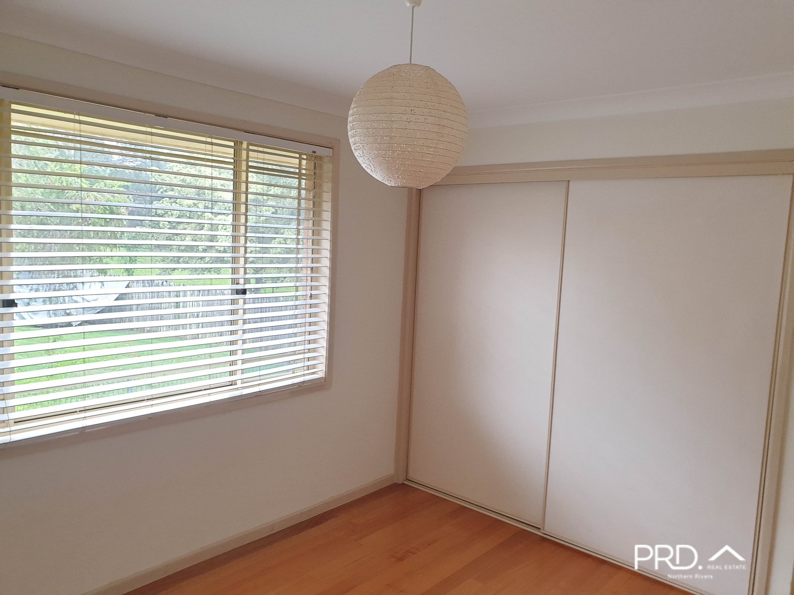 1/9 Stanley Court GOONELLABAH 7