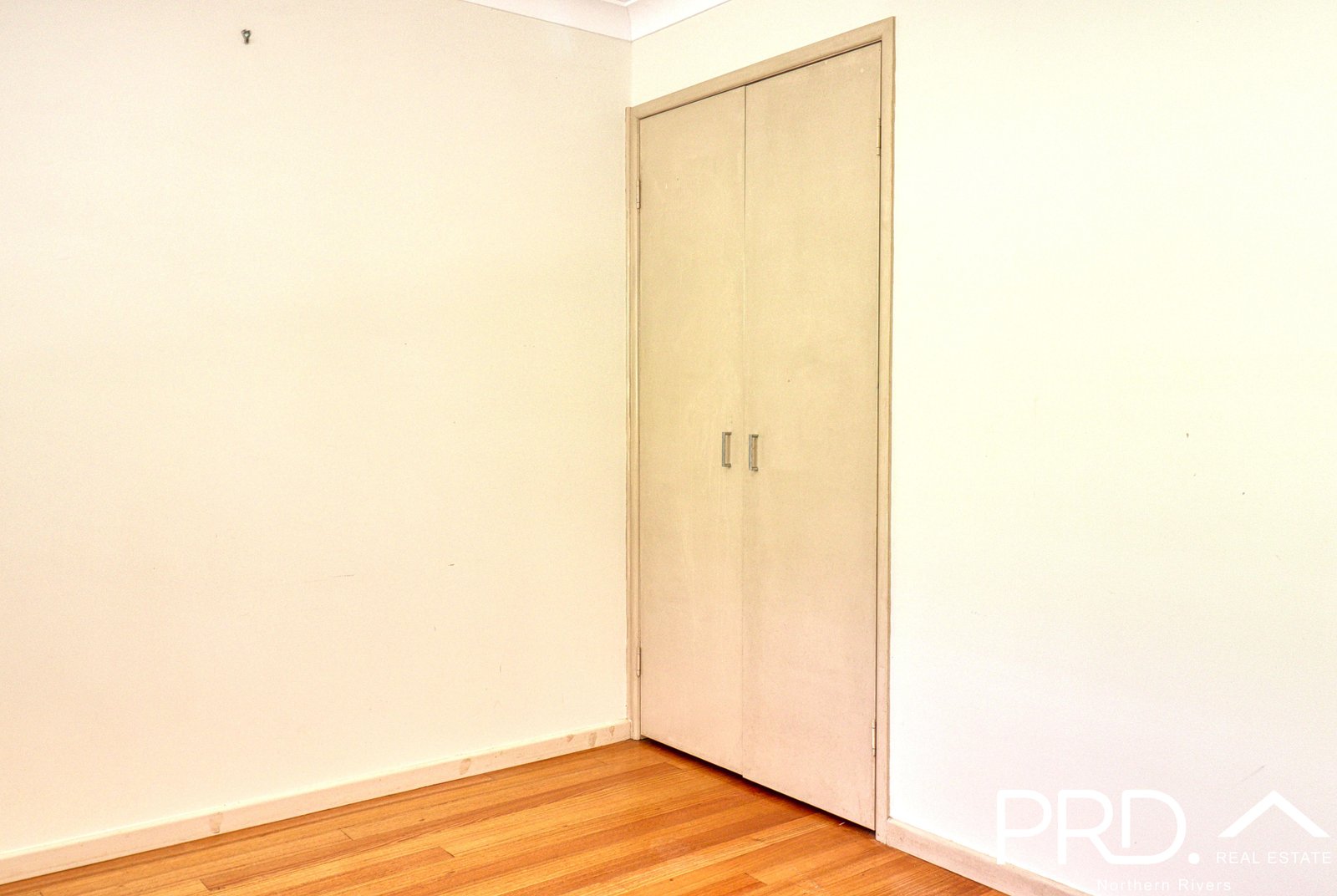 1/9 Stanley Court GOONELLABAH 13