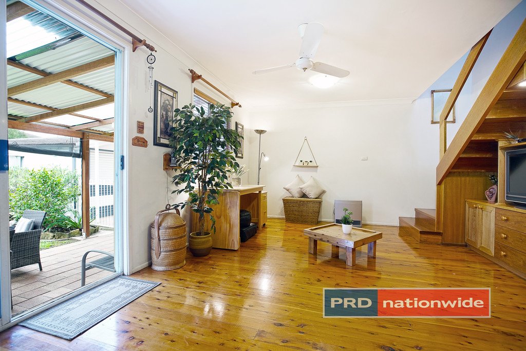 19 Stapley Street KINGSWOOD 9