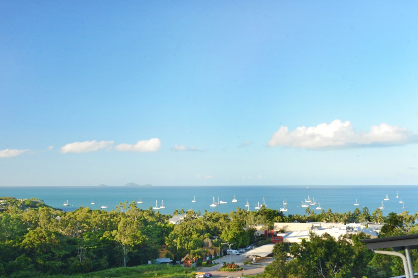 19 Stonehaven Court AIRLIE BEACH 2