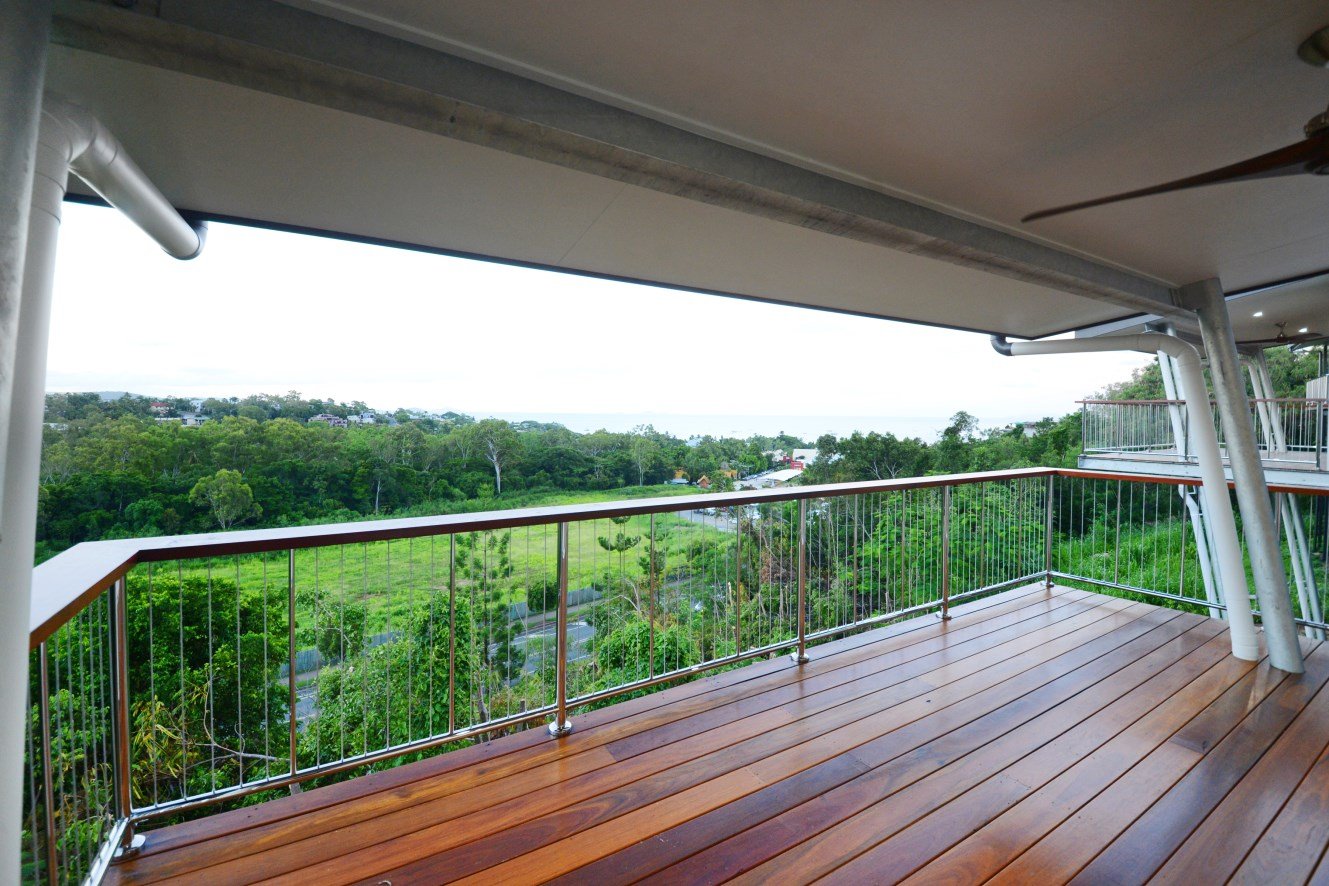 19 Stonehaven Court AIRLIE BEACH 14