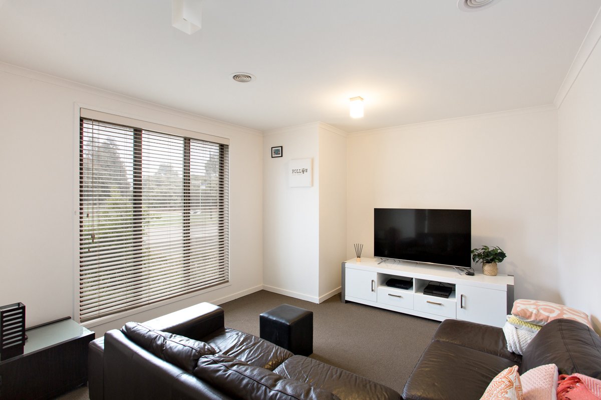 Gallery: 19 Sunline Avenue