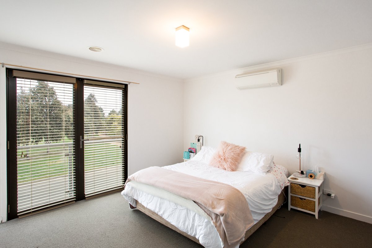 Gallery: 19 Sunline Avenue
