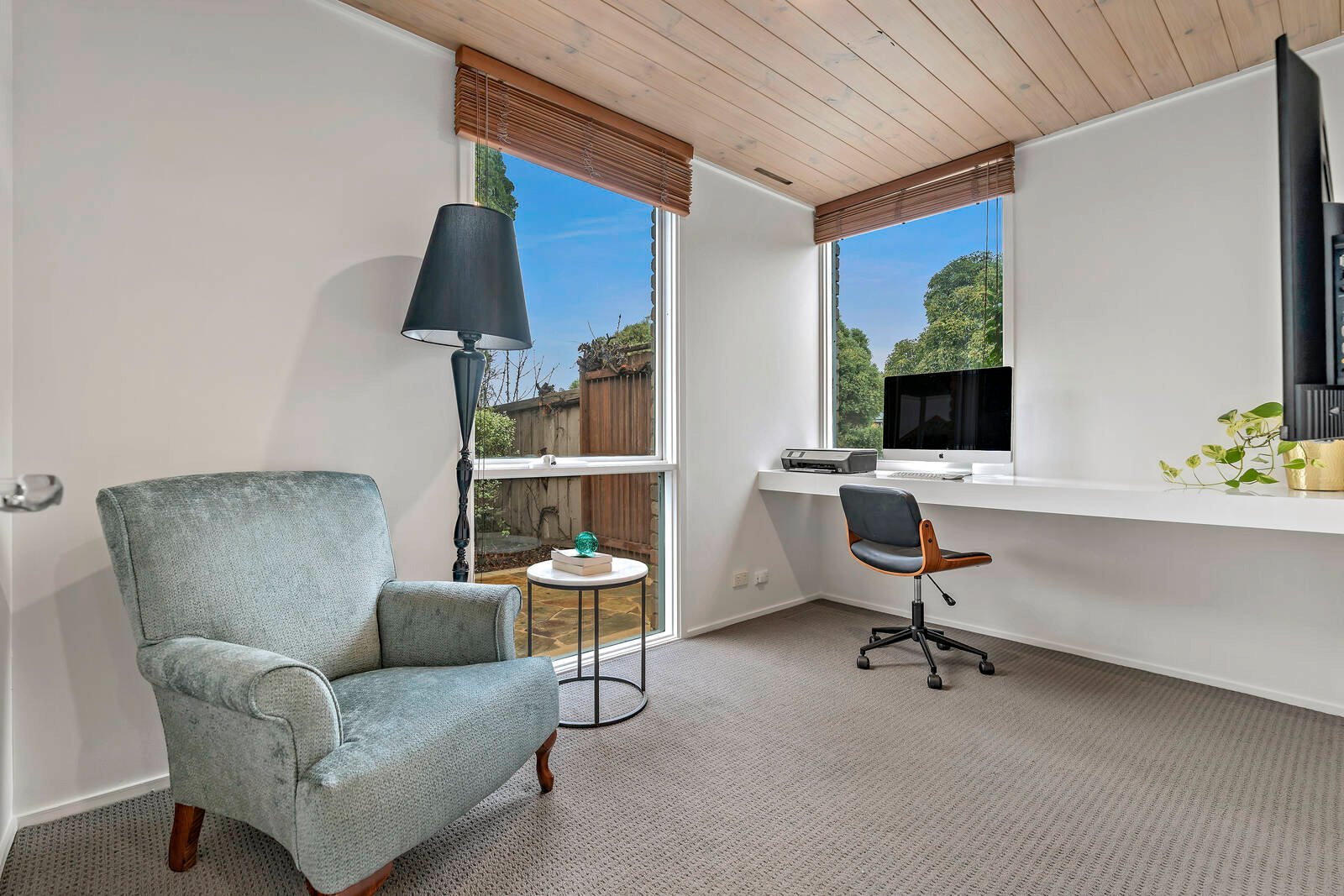 Real Estate and Property in 19 Sunset Avenue, Templestowe, VIC