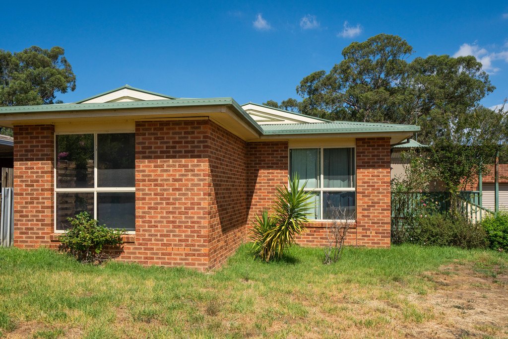 19 Swan Street FLOWERDALE 1