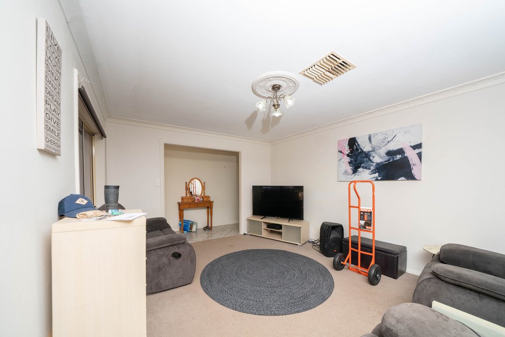 19 Swan Street FLOWERDALE 6