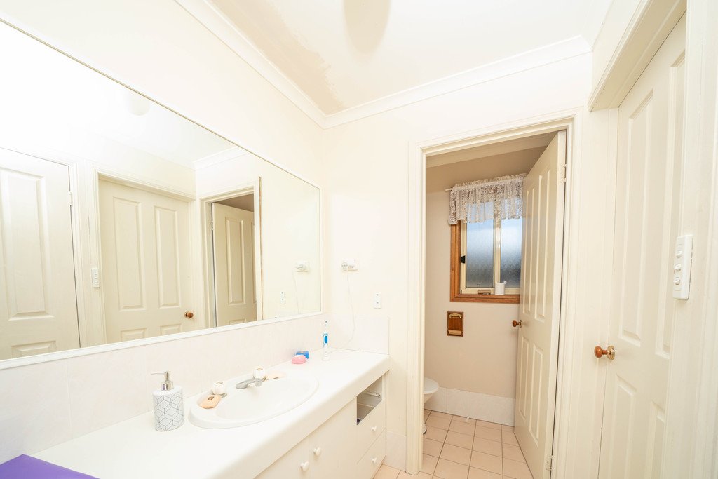 19 Swan Street FLOWERDALE 7