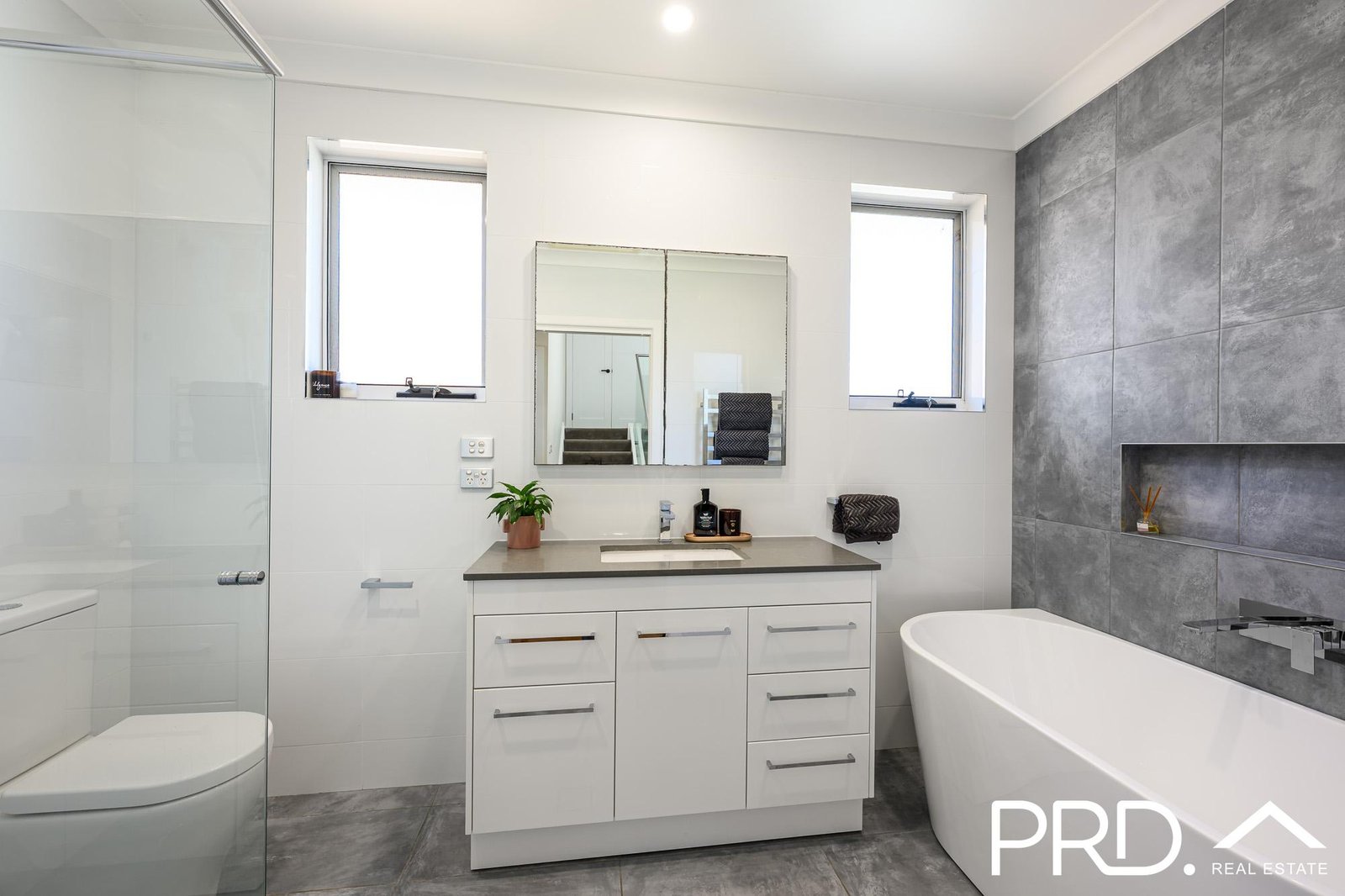 19 Sylvan Grove PICNIC POINT 7