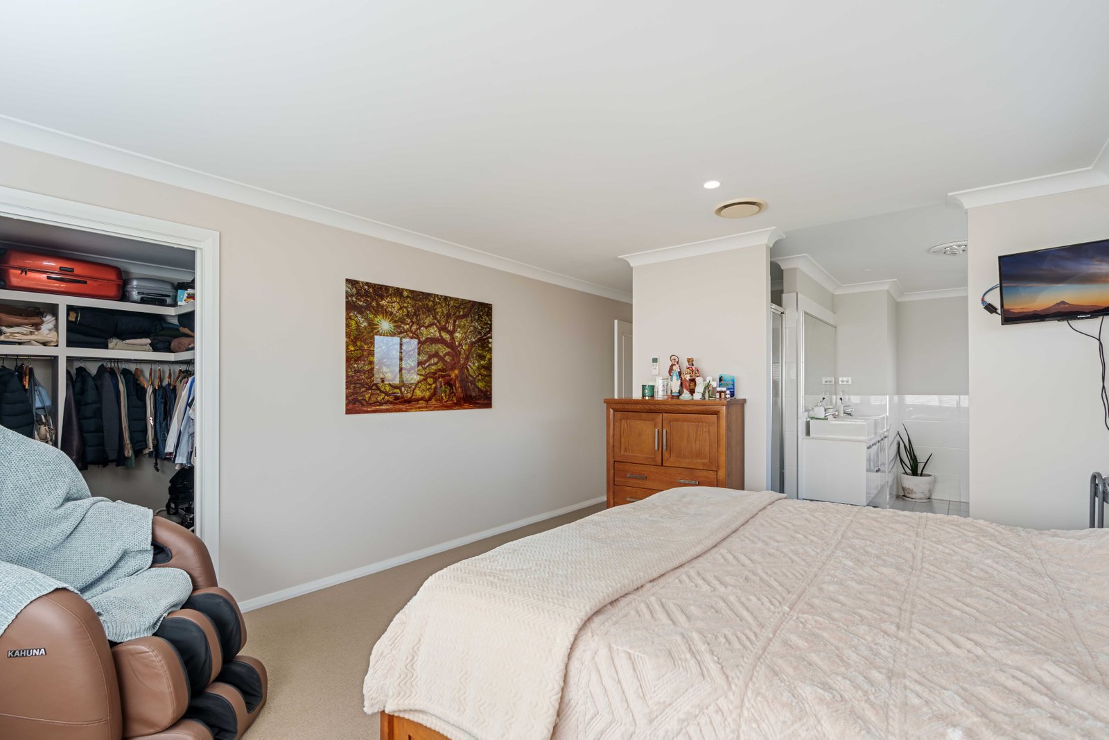 19 Taloumbi Place ORANGE 13