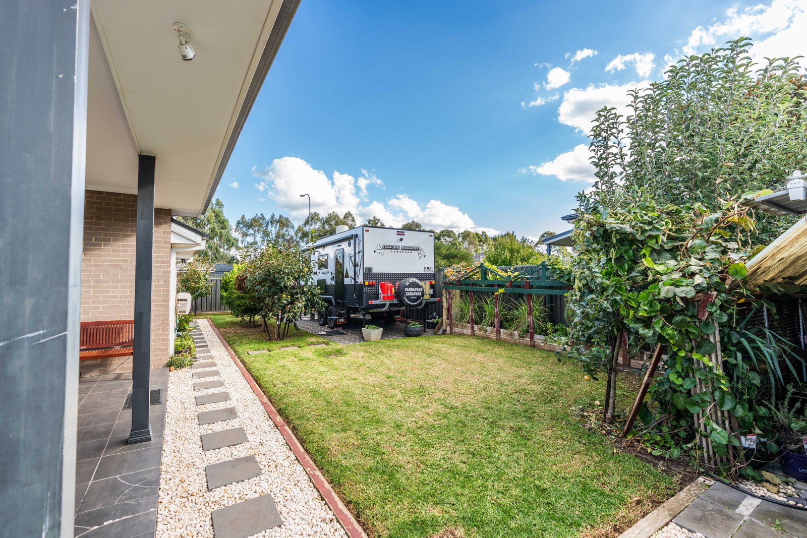 19 Taloumbi Place ORANGE 19
