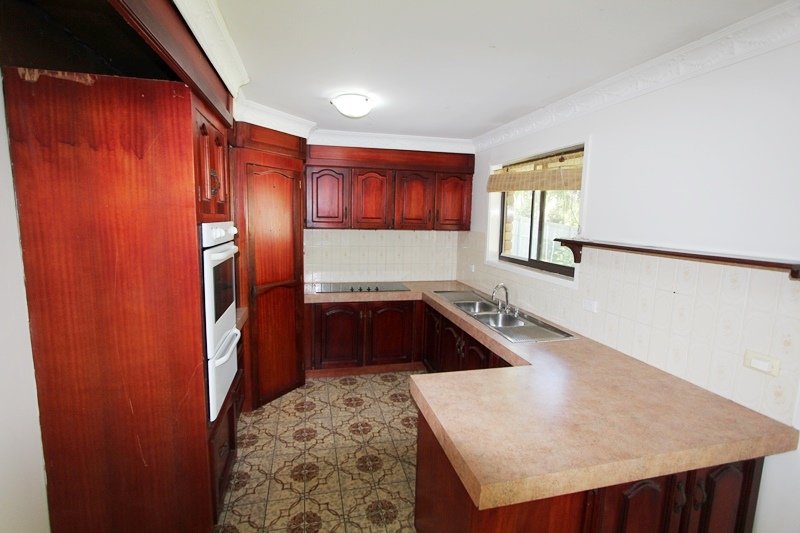 19 Tambourah Drive BENOWA 6