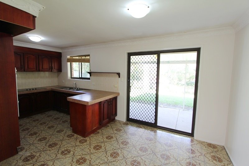 19 Tambourah Drive BENOWA 4
